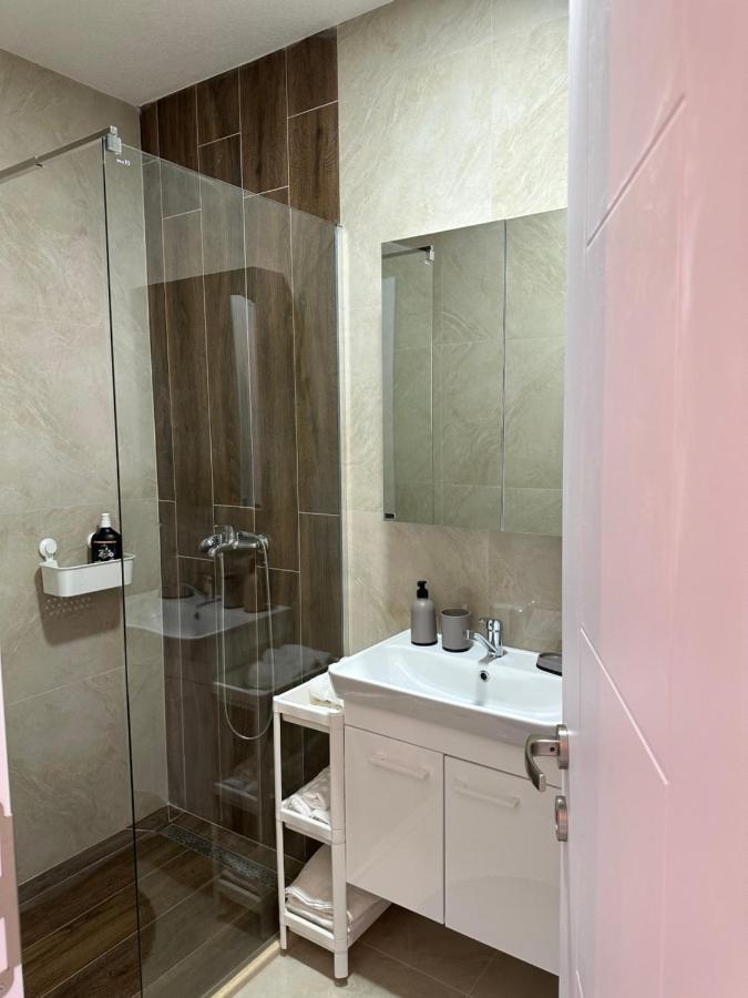 Grace Apartments บาร์ ภายนอก รูปภาพ