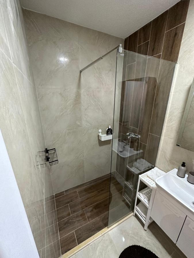 Grace Apartments บาร์ ภายนอก รูปภาพ